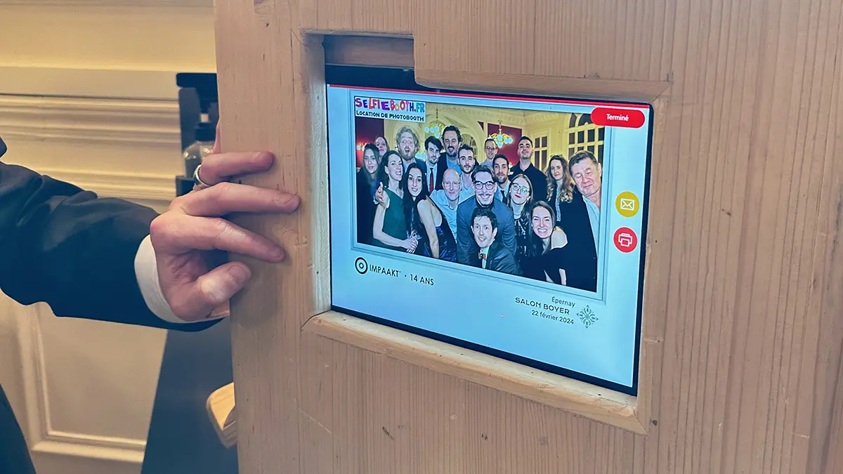 location borne selfie reims